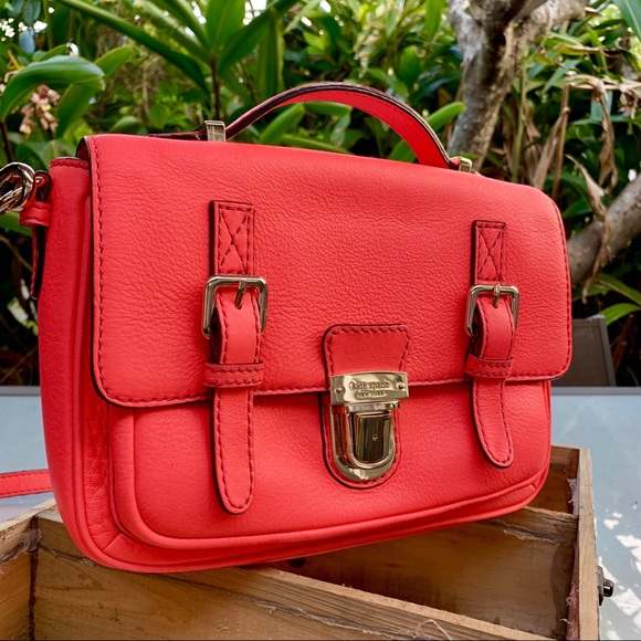 ☑️SOLD☑️KATE SPADE Lola Avenue Lia Crossbody Satch - Picture 1 of 8